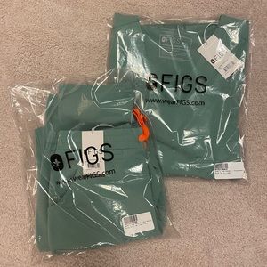 NWT Figs Jade Scrubs Set